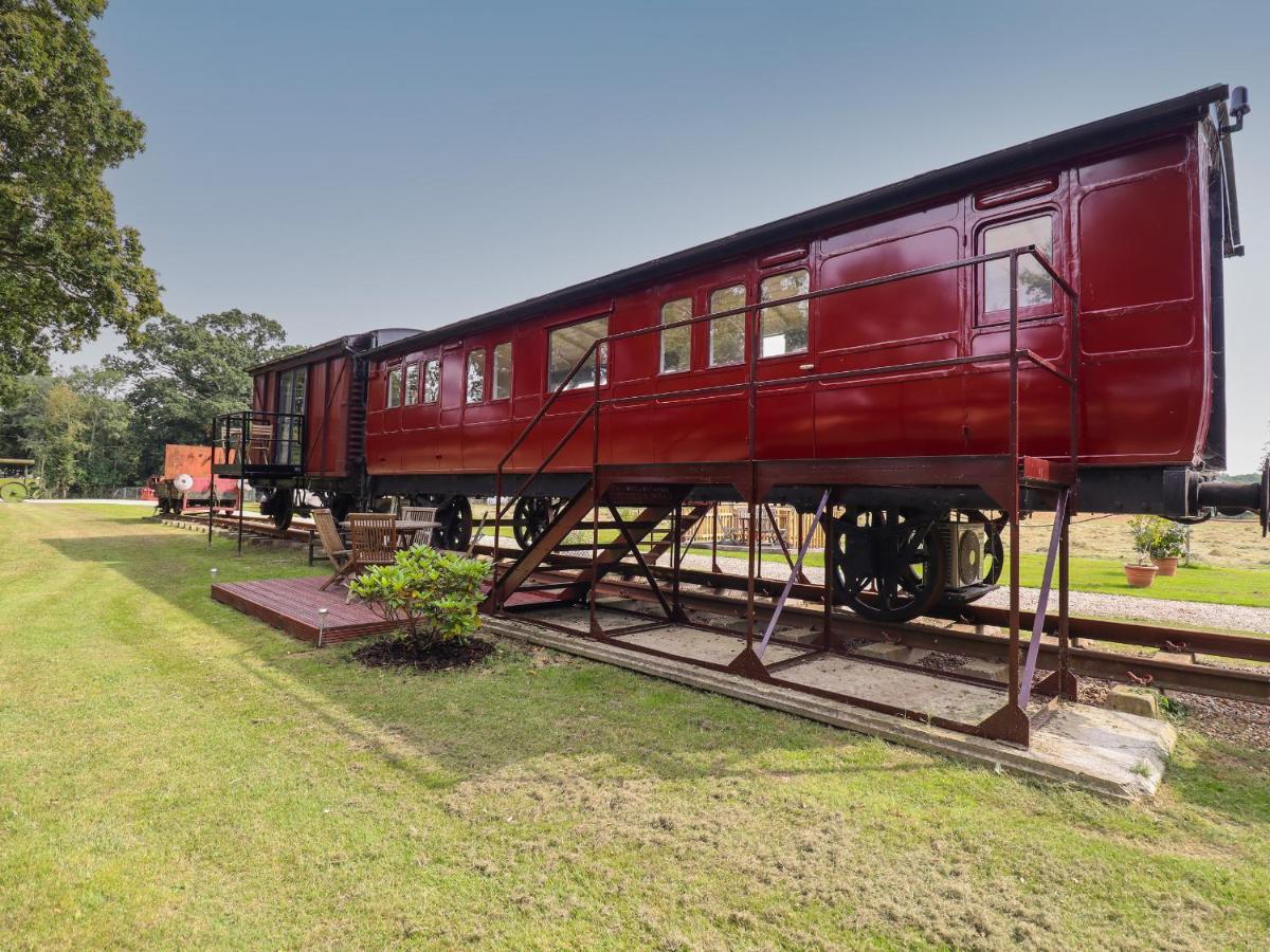 The Carriage At High Barn Heritage ハルステッド エクステリア 写真